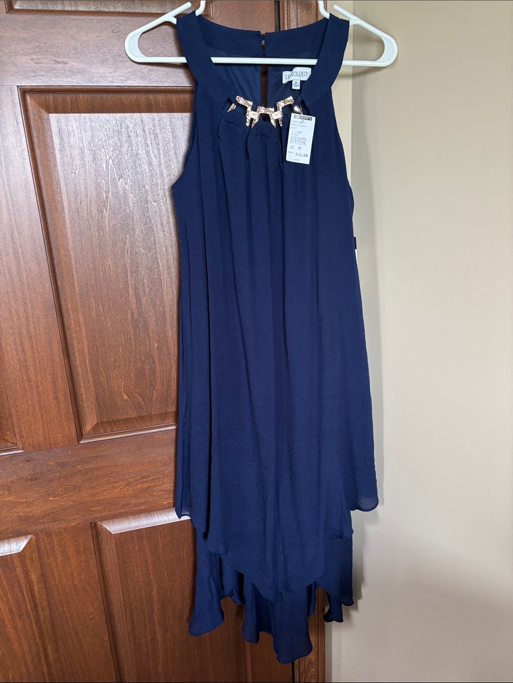 Luxoligy Navy High-Low Evening Dress with Embellished Neckline